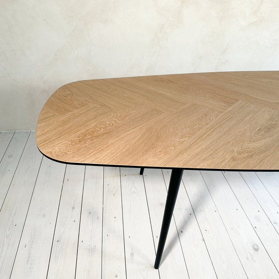 Elevate Oval Oak Wood Herringbone dining table Wild Wood Factory